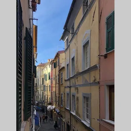 Dalla Vero *